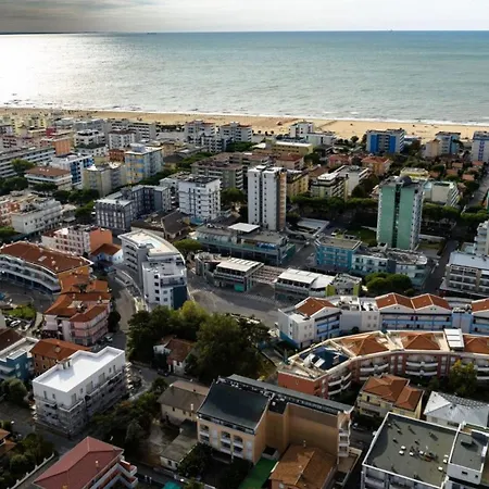 Comfortable Seafront Бибионе